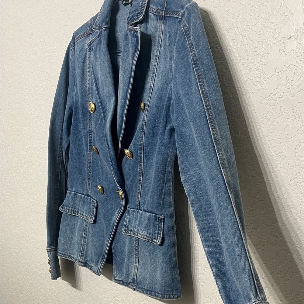Women’s Small Blue Denim Blazer with Gold Buttons - Picture 5 of 6